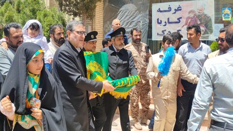 کاروان زیر سایه خورشید در گلزار شهدای کرمان