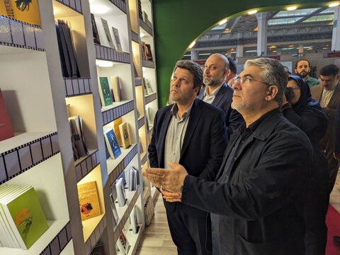 بازدید رئیس سازمان سینمایی از سی‌وپنجمین نمایشگاه بین‌المللی کتاب تهران