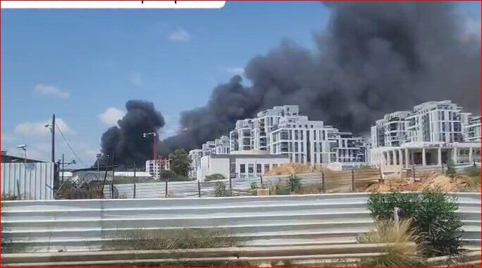 آتش‌سوزی در پایگاه نظامی در تل‌آویو