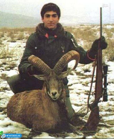 عکس| واکنش یک کاربر به تسلیت گفتن فرح پهلوی به خاطر مرگ سگ مجری منوتو