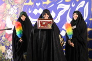 تجلیل از مادر شهید یزدانی در جشنواره آه و آهو کاشان