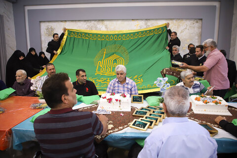 حضور خدام حرم مطهر رضوی در آسایشگاه جانبازان