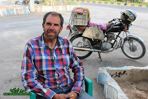 ساعتی گفتوگو با مردی که ۱۴ بار با موتور به زیارت امامرضا(ع) رفته است / ۳هزار کیلومتر عاشقی