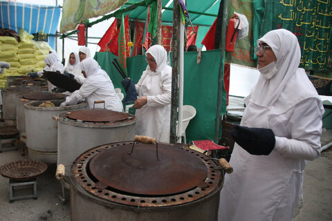 میهمان یک لقمه مادرپزی