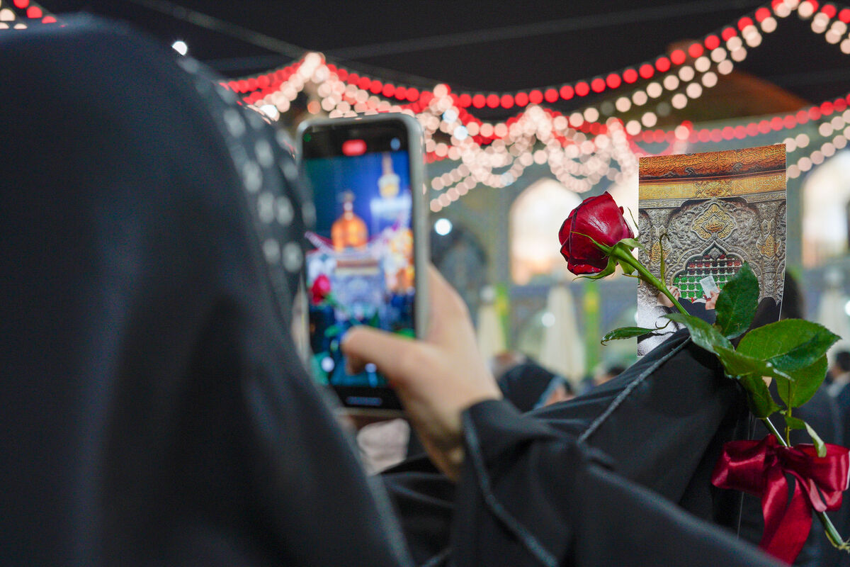 آثار و برکات زیارت امام رضا(ع)/ زیارت یک فرصت بازگشت است آثار و برکات زیارت امام رضا(ع)/ زیارت یک فرصت بازگشت است