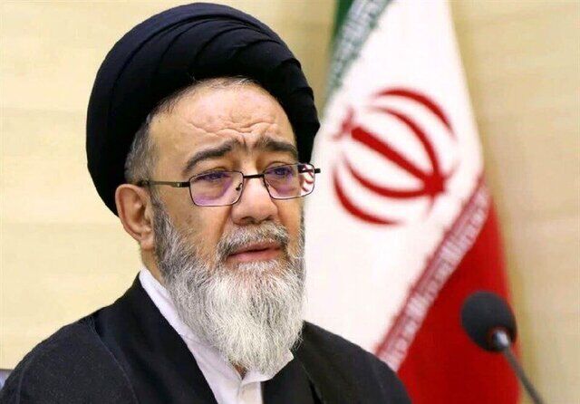 شهید «آیت‌الله محمدعلی آل‌هاشم»، امام‌جمعه‌ای انقلابی و پدری مهربان