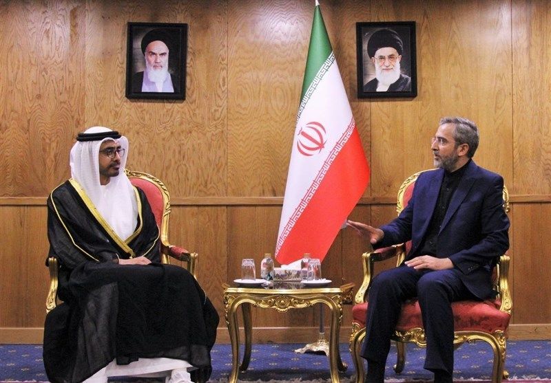 سرپرست وزارت خارجه عنوان کرد؛ تنش‌زدایی از مناسبات با همسایگان سیاست قطعی و راهبردی ایران