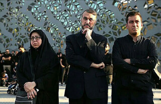 عکس| حضور همسر شهید امیرعبداللهیان در مجلس شورای اسلامی