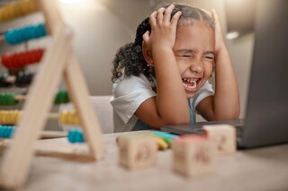 محققان پی بردند؛ نقش محله های پر سر و صدا در اضطراب کودکان