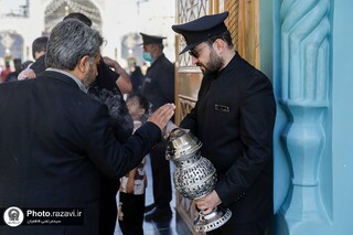 تدارک خادمان حرم مطهر برای عزای جوادالائمه(ع)