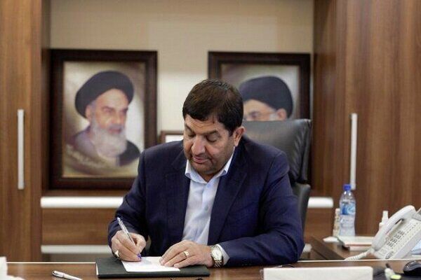 تکذیب دخالت مخبر در عزل و نصب مدیران عامل بانک‌ها