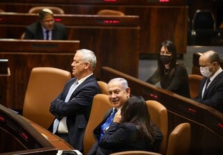 استعفای «گانتس»؛ فروپاشی کابینه جنگ، تغییر موازنه علیه «نتانیاهو» / نگاهی به اوضاع فاجعه‌بار سیاست داخلی رژیم صهیونیستی
