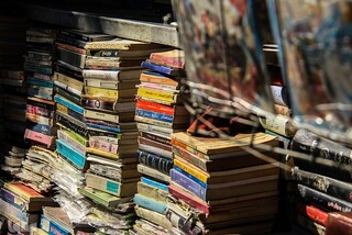 راهکار کتابخوان‌ها برای جبران گرانی؛ خرید کتاب‌های دست‌دوم با گسترش فضای مجازی رنگ‌وبوی دیگری گرفته است