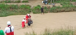 امدادرسانی به ۲۶ نفر گرفتار در سیل رودخانه روستای دربادام