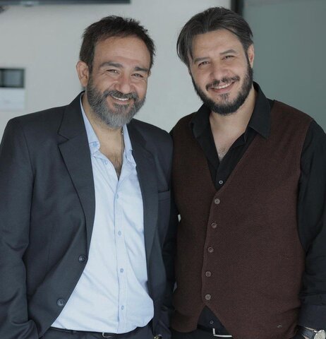 عکس| تصویر جدید از جواد عزتی و مهران غفوریان در پشت صحنه زخمکاری ۳