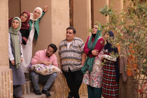 گفتگو با کارگردان سریال «پشت پرده» که به موضوع بحران جمعیت و فرزند آوری پرداخته است/ پلی به فرهنگهای اصیل گذشته