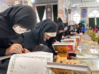 قرآن کتابت شده توسط دانش آموزان رفسنجانی به کتابخانه رضوی اهدا شد