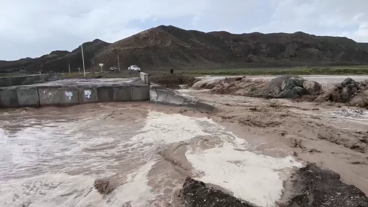 آماده‌باش هلال‌احمر به دلیل وزش شدید باد در ۱۶ استان