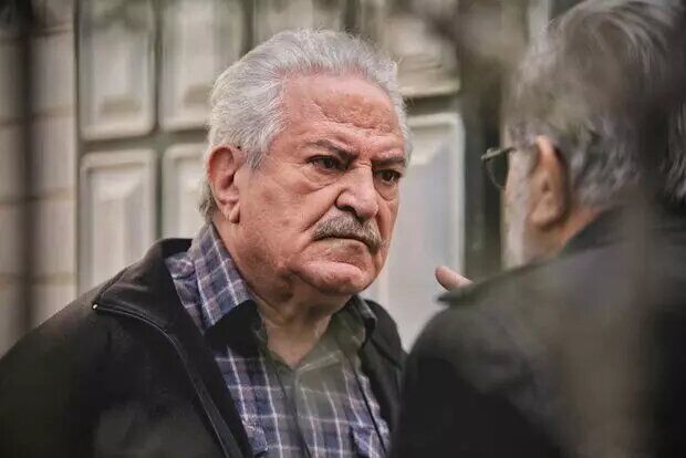 کاظم هژیرآزاد از تجربه حضور در «آبی روشن» گفت/ پیشنهادی را به خاطر کوتاهی نقش رد نمی کنم