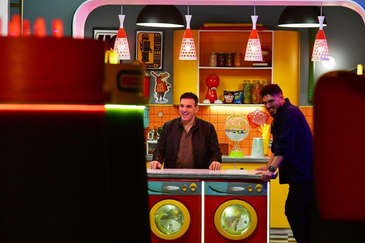 گفتوگو با محمد حاتمی، کارگردان رئالیتیشو «سرگیجه»/ مسابقهای که از حضور در آن پشیمان میشوید!