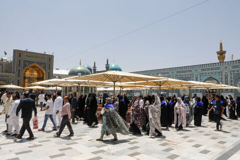 سایه بر سر زائران امام مهربانی