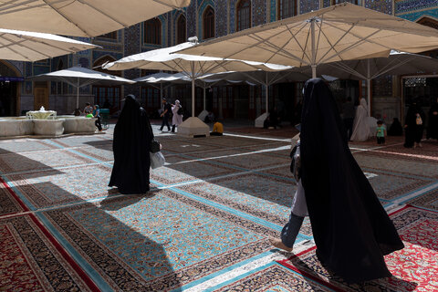 سایه بر سر زائران امام مهربانی