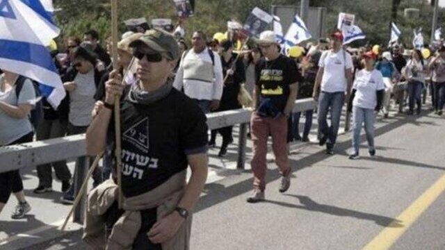 تظاهرات ضد دولتی در تل‌آویو / خانواده‌های اسرای صهیونیست، نتانیاهو را تهدید کردند