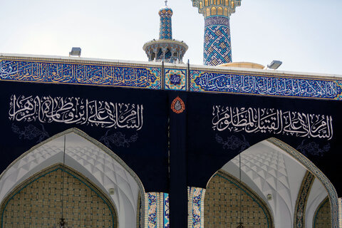 سیاهپوشی حرم مطهر رضوی در آستانه ماه محرم