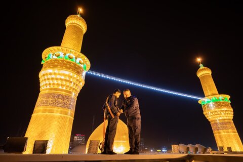 شستشو گنبد حرم مطهر امام حسین علیه السلام در آستانه ماه محرم