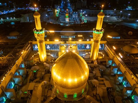 شستشو گنبد حرم مطهر امام حسین علیه السلام در آستانه ماه محرم