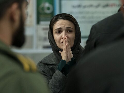 تلخترین پرونده جنایی معاصر به اکران آنلاین رسید/ «بیبدن» و حاشیههایی که این فیلم به آن دچار شد