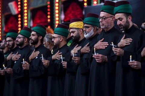 بزرگداشت هفتمین روز شهادت امام حسین (ع) از سوی خادمان آستانهای حسینی و عباسی + عکس