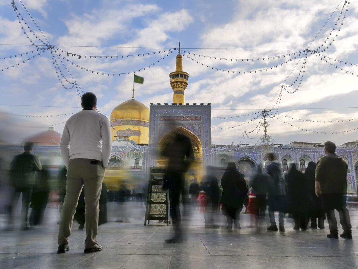 نور چشم مؤمنین، مولای ماست