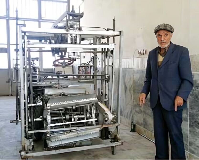 گفت‌وگو با مخترع ماشین گل جمع کن و گل پاک کن زعفران؛ فقط در حد حرف حمایتم کردند!