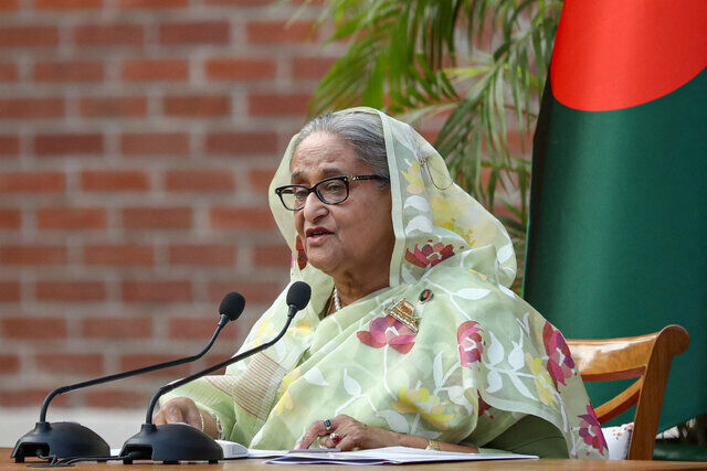  نخست‌وزیر بنگلادش استعفا کرد