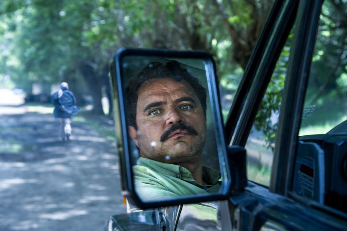 گفتوگو با جواد قامتی، بازیگر فیلمی که به بنیان خانواده توجه ویژهای دارد/ دخترم مرا «در آغوش درخت» قرار داد