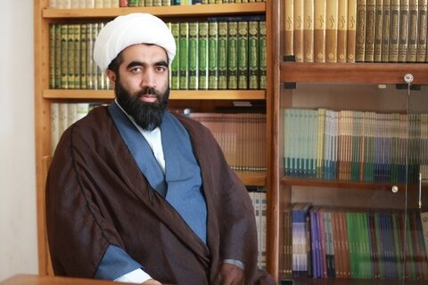 پایِ درسِ گفتوگو محوری در مکتب امام رضا(ع)