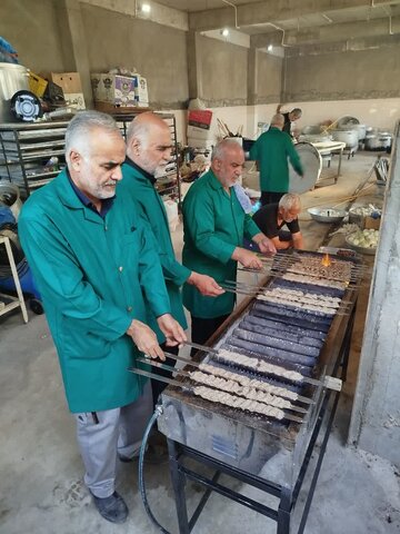 میزبانی خدامالرضا(ع) در خانه صاحبالزمان(عج)