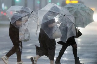 طوفان «شان‌شان» در ژاپن ۵۴ زخمی برجای گذاشت