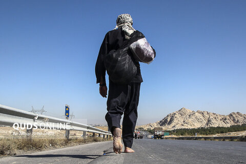 گزارش تصویری I  زائران پیاده امام رضا علیه السلام