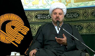 آیت‌الله کازرونی: توسل به امام رضا(ع) باب رحمت الهی است