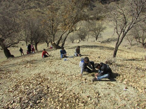 ساعتی با امید سجادیان و کارهای فراوان او و گروهش/ ۱۳ سال خدمت به محیط زیست