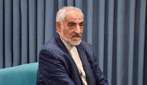 احمد دستمالچیان