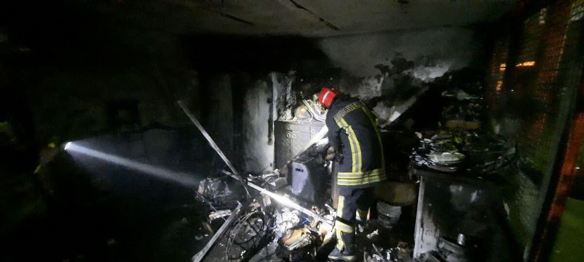 نجات پنج شهروند توسط آتش نشانان مشهدی