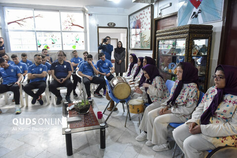 دیدار ستارگان تیم ملی فوتسال ایران با فرزندان موسسه خیریه همدم