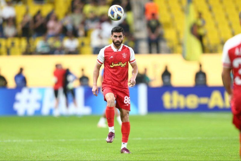 فسخ به تأخیر خورد: گارد سینا بعد از پیشنهاد پرسپولیس 