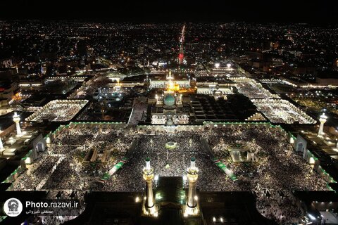 جلوهای باشکوه از همنشینی قرآن و عترت در حرم مطهر رضوی