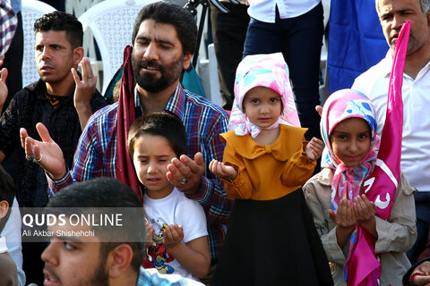 گزارش تصویری | اجتماع مردمی عید بیعت با امام زمان عجل الله تعالی فرجه الشریف