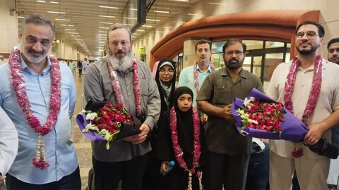 «محفل» در پاکستان غوغا به پا کرد/ حضور خیرهکننده عاشقان قرآن