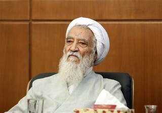 آیت الله موحدی کرمانی: خون شهدای مقاومت هر روز از عمر رژیم پلید صهیونیستی می‌کاهد
